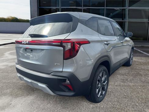 New 2026 Kia Seltos LX image 5