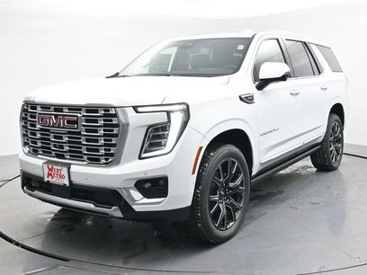New 2026 GMC Yukon Denali w/ Sun & Power Step Package