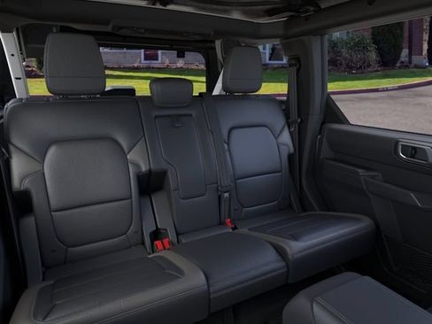 New 2025 Ford Bronco Outer Banks AWD/4WD image 11