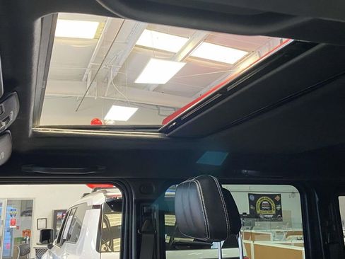 Used 2018 Mercedes-Benz G 63 AMG 4MATIC image 16