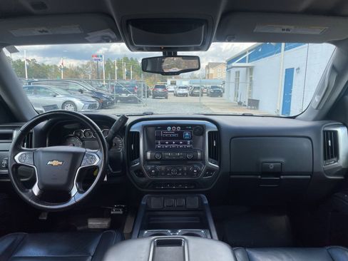 Used 2015 Chevrolet Silverado 1500 LT w/ LT Convenience Package image 9