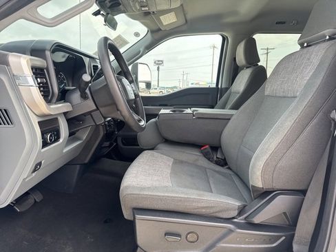 Used 2024 Ford F250 XLT w/ FX4 Off-Road Package image 2