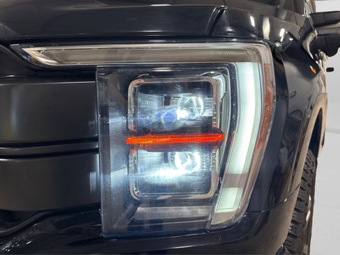 Used 2021 Ford F150 Lariat w/ Equipment Group 502A High image 13