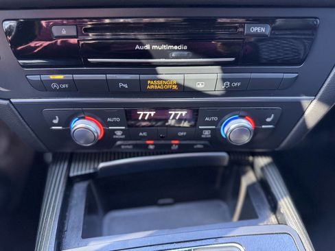 Used 2018 Audi S6 Premium Plus w/ S Sport Package image 32