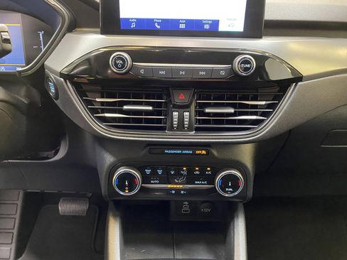 Used 2025 Ford Escape Active FWD image 43