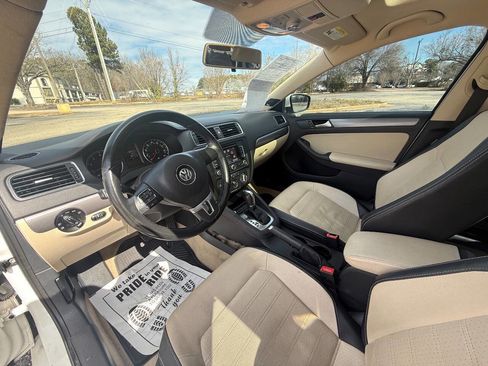 Used 2014 Volkswagen Jetta SEL image 12