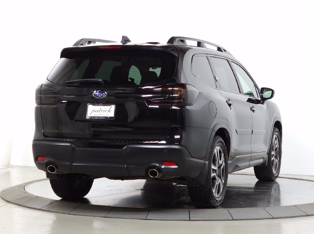 Used 2026 Subaru Ascent Limited AWD/4WD image 9