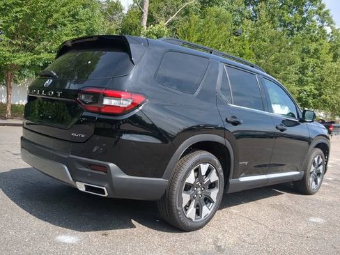 New 2026 Honda Pilot Elite image 4