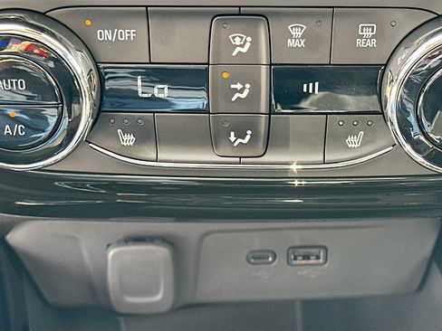 Used 2026 Chevrolet Trax ACTIV w/ Driver Confidence Package image 19