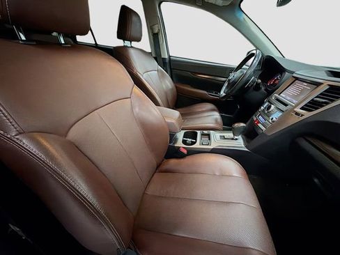 Used 2014 Subaru Outback 3.6R Limited image 26