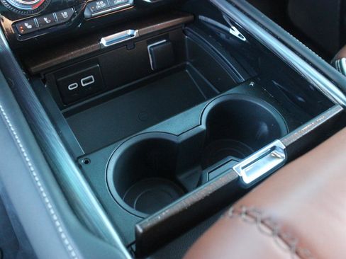 Used 2023 GMC Yukon XL Denali Ultimate image 23