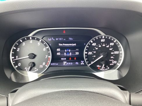Used 2025 Nissan Frontier SV w/ SV Convenience Package AWD/4WD image 16