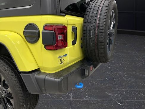 Used 2023 Jeep Wrangler Unlimited Sahara w/ Cold Weather Group image 33