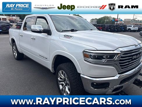 Used 2022 RAM 1500 Limited AWD/4WD image 1