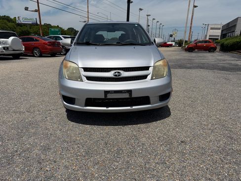 Used 2006 Scion xA FWD image 7