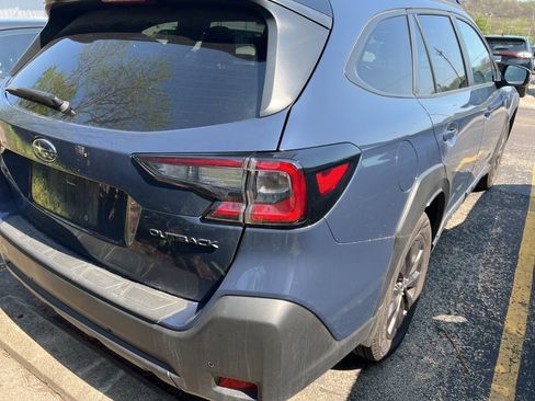 Used 2025 Subaru Outback Onyx Edition image 5