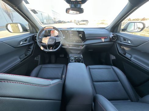 Used 2025 Chevrolet Equinox RS w/ Convenience Package III image 19