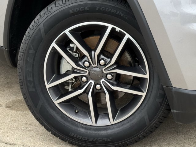 Used 2020 Jeep Grand Cherokee Limited RWD image 34