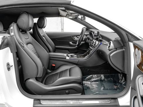 Used 2020 Mercedes-Benz C 300 Cabriolet image 27