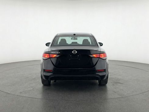 Used 2025 Nissan Sentra S image 7