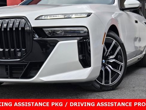 Used 2023 BMW 760i xDrive 760i xDrive w/ Executive Package image 4