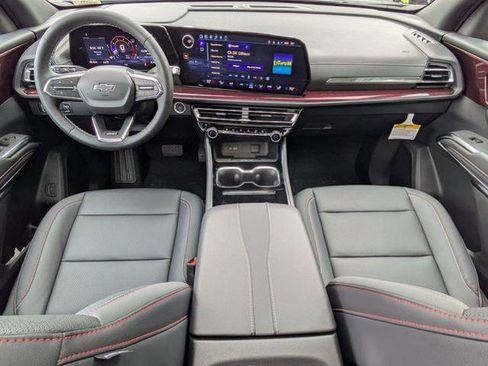New 2026 Chevrolet Traverse Z71 w/ Driver Confidence Package AWD/4WD image 26