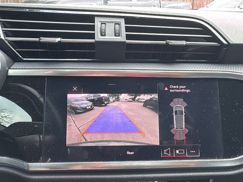 Used 2020 Audi Q3 2.0T Premium Plus image 19