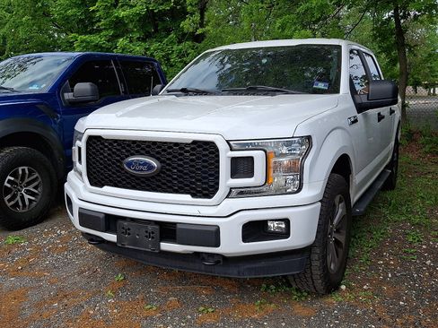 Used 2019 Ford F150 XL w/ Equipment Group 101A Mid AWD/4WD image 3