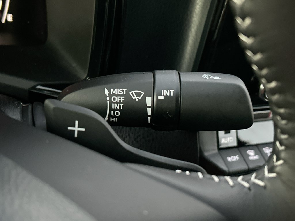 Used 2026 Toyota Camry SE FWD image 20