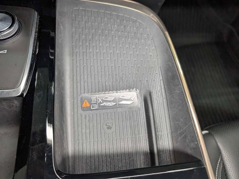 Certified 2025 Buick Enclave Avenir w/ Super Cruise Package image 31