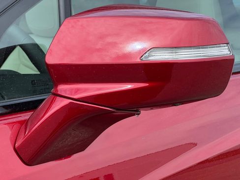 New 2026 Cadillac XT5 Sportv w/ LPO, Floor Liner Package image 37