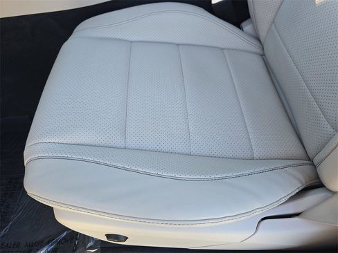 Used 2020 Mercedes-Benz GLE 350 4MATIC image 32