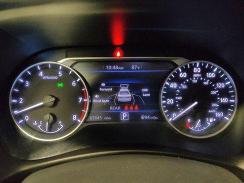 Used 2021 Nissan Sentra SV FWD image 23