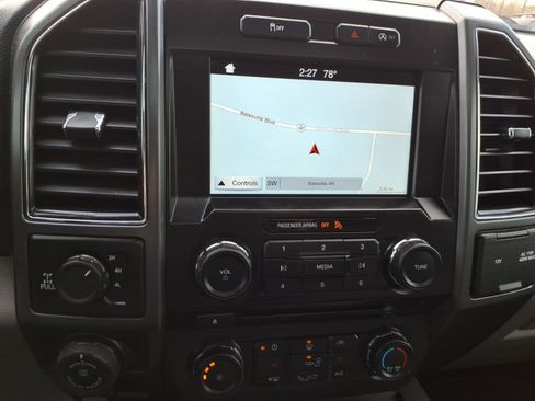 Used 2017 Ford F150 XLT w/ Equipment Group 302A Luxury image 17