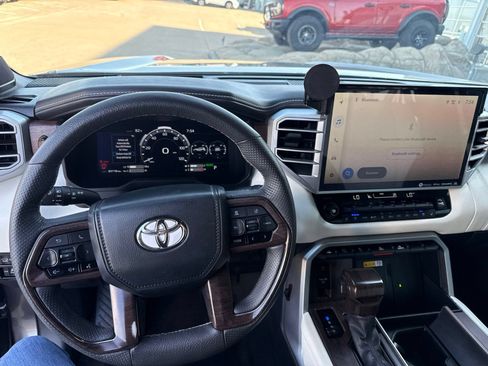 Used 2024 Toyota Sequoia Capstone AWD/4WD image 26