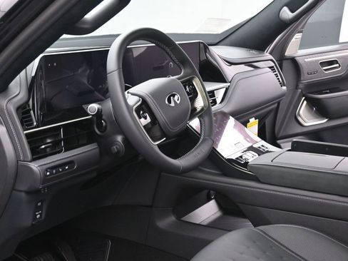 New 2026 INFINITI QX80 Autograph image 7