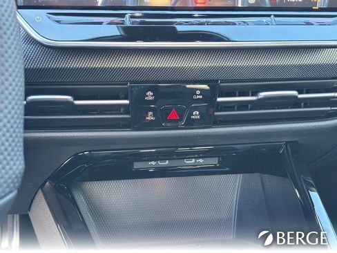 New 2026 Volkswagen GTI SE image 22