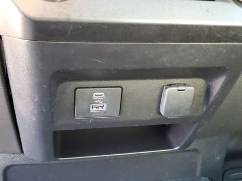 Used 2021 Ford F250 XL w/ STX Appearance Package image 23