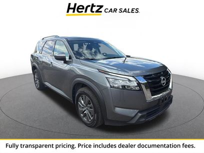 Used 2025 Nissan Pathfinder SV