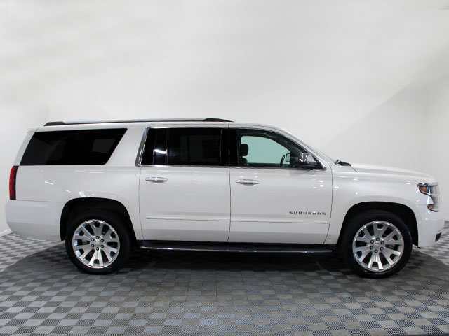 Used 2017 Chevrolet Suburban Premier AWD/4WD image 7