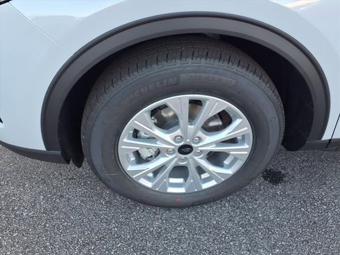 New 2025 Ford Escape Active image 6