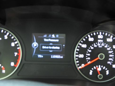 Used 2018 Kia Optima EX w/ Premium Package FWD image 12