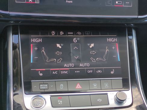 Used 2023 Audi Q7 Premium Plus image 25