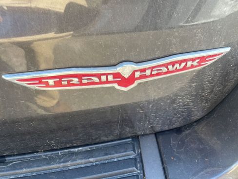 Used 2020 Jeep Grand Cherokee Trailhawk w/ Trailhawk Luxury Group image 7