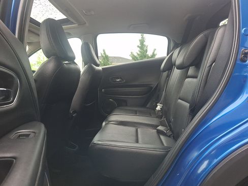 Used 2020 Honda HR-V EX-L image 10