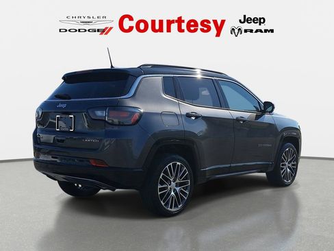 Certified 2023 Jeep Compass Limited w/ Elite Group AWD/4WD image 5