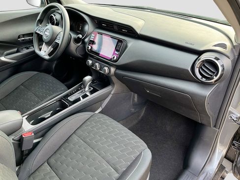 Used 2023 Nissan Kicks SV image 25
