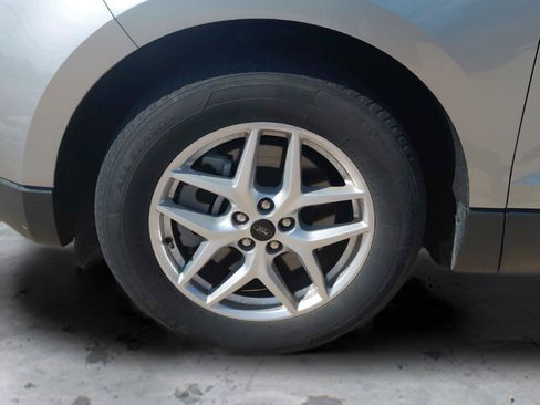 Used 2024 Ford Edge SEL AWD/4WD image 13