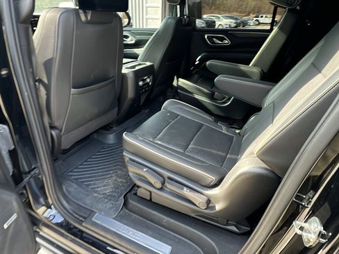 Used 2022 GMC Yukon XL SLT image 25
