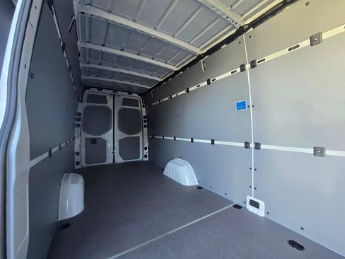 New 2026 Mercedes-Benz Sprinter 2500 image 18